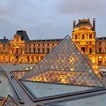 En Plein Coeur De Quartier Montorgueil- Jardin Du Palais Royal-musee Du Louvre *